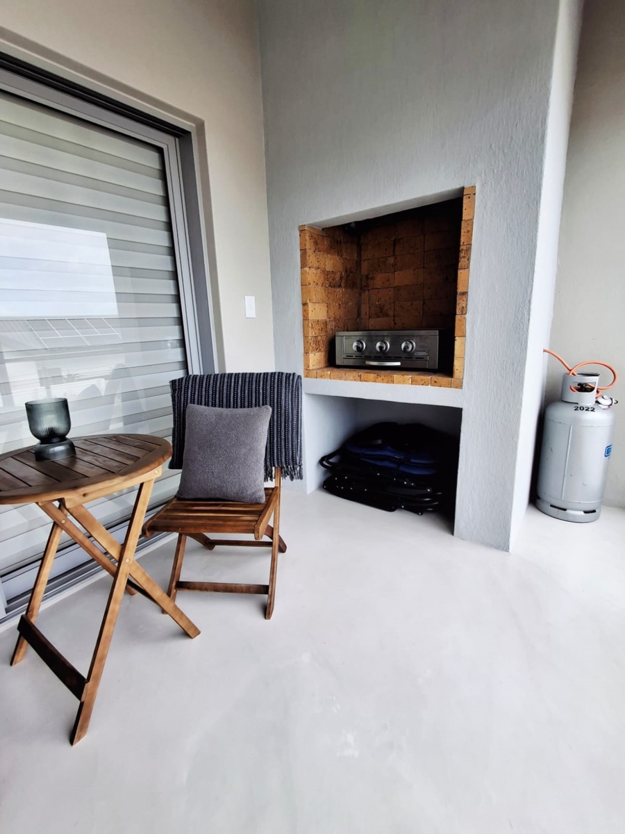 4 Bedroom Property for Sale in Struisbaai Western Cape